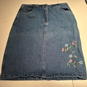 Women’s Vintage Bugle Boy Floral Embroidered Skirt sz 8